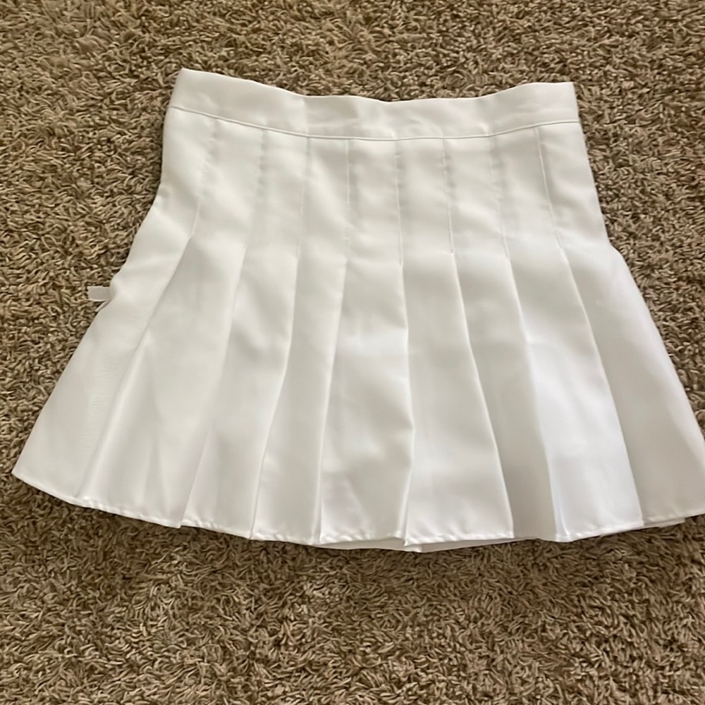 Shein white tennis skirt Xs